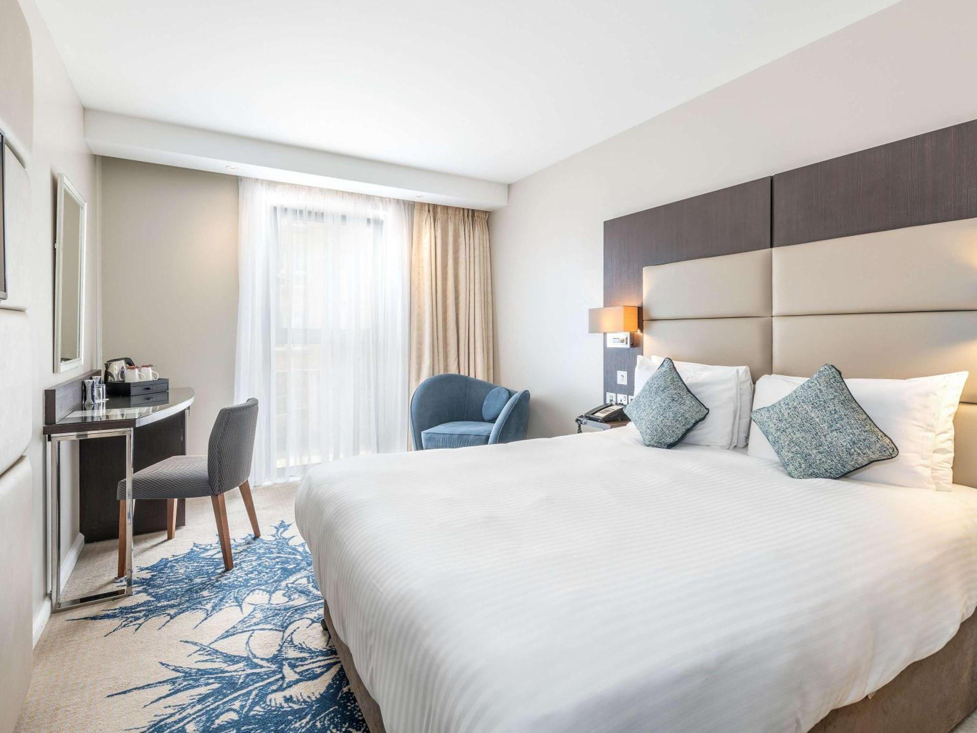 Mercure Edinburgh Haymarket Экстерьер фото