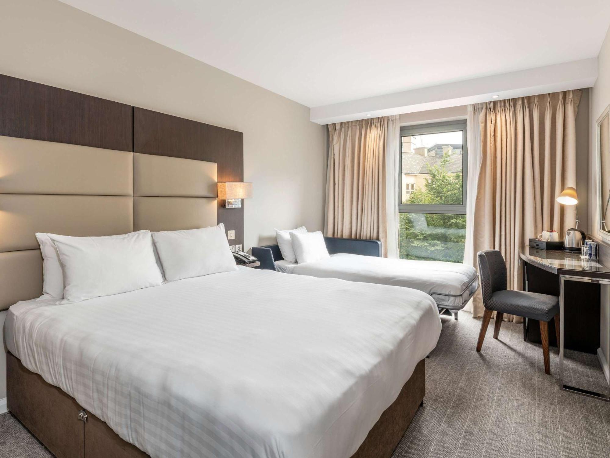 Mercure Edinburgh Haymarket Экстерьер фото